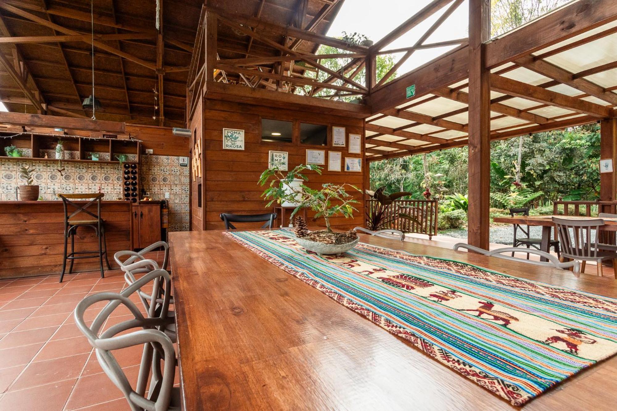 Tominejo Ecolodge - Casas En Los Arboles Нейра Экстерьер фото